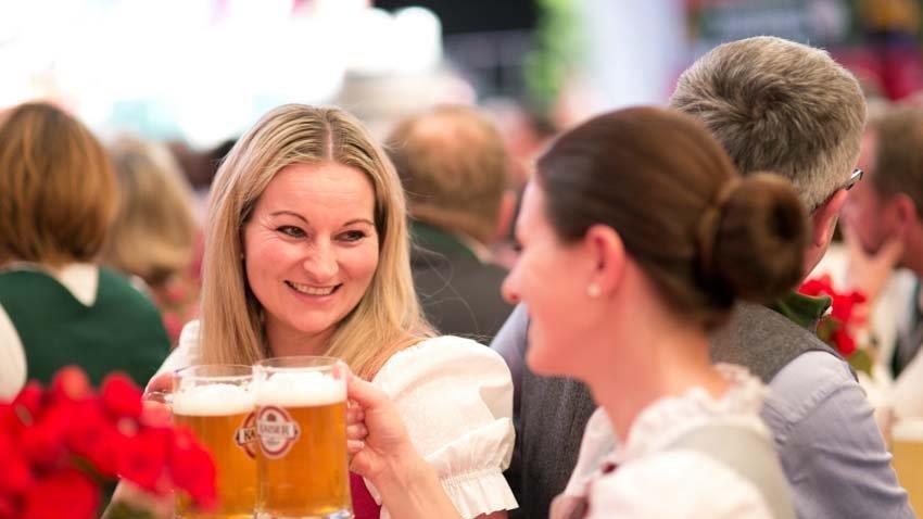 Gstanzlsingen in Brauerei Kaltenhausen