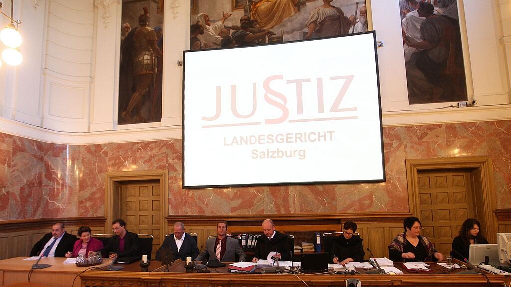 Das Landesgericht Salzburg leidet derzeit unter einem massiven Schreibkräftemangel.