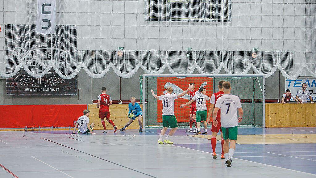 Salzburger Stier, Hallenfußball