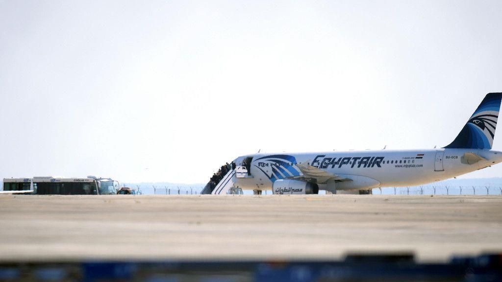 Ägyptisches Flugzeug entführt