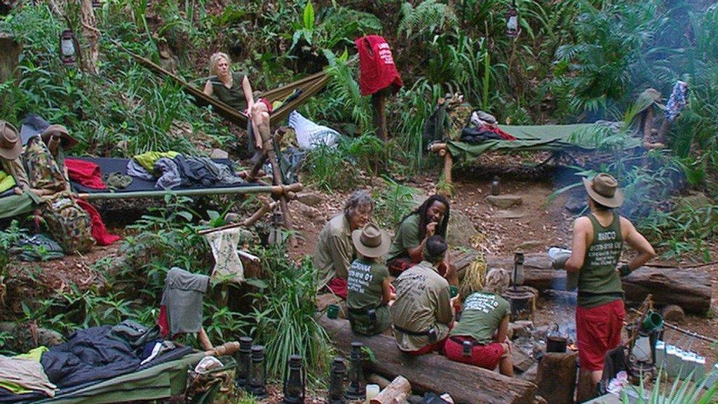 Dschungelcamp Tag 6: Larissa und Winfried in der Prüfung