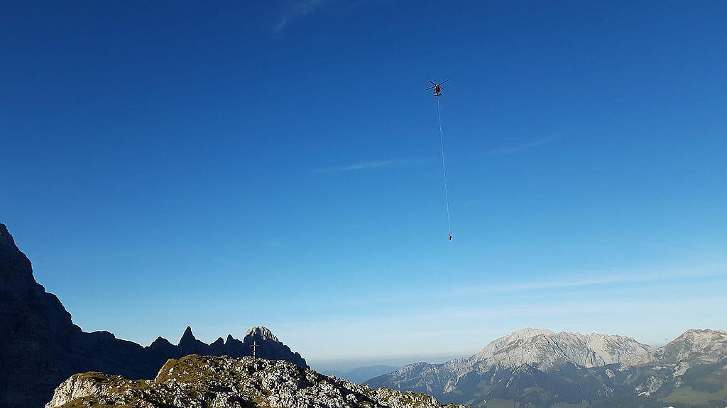 Verletzte an der Blaueishütte, am Hocheck, an der Priesbergalm & an der Brettgabel - in der oberen Watzmann-Ostwand verstiegen