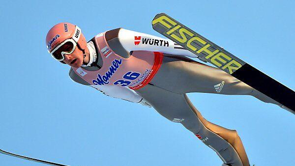 Severin Freund führt vor Bardal und Prevc