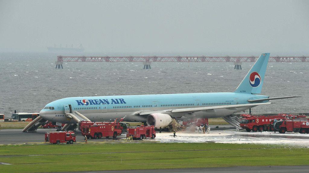 Korean Air in Tokio: Hunderte Menschen aus brennendem Flugzeug gerettet