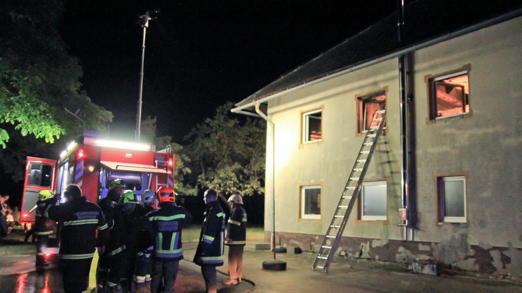 Roitham: Mann von Feuerwehr gerettet