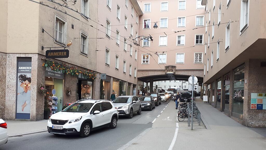 Ganz Salzburg stand am Montag wieder im Stau.