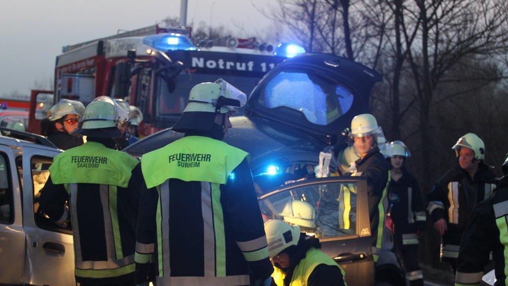 Ein Toter bei Crash auf B20, II
