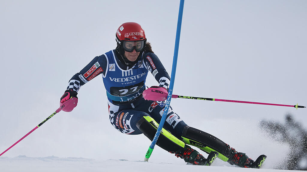 Damen-Slalom in Levi: 1. Durchgang