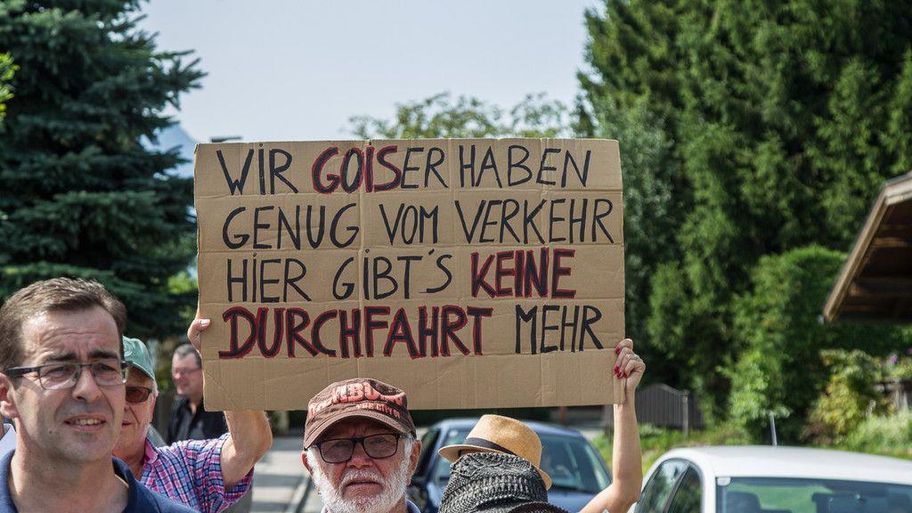 Demo gegen Stauflüchtlinge