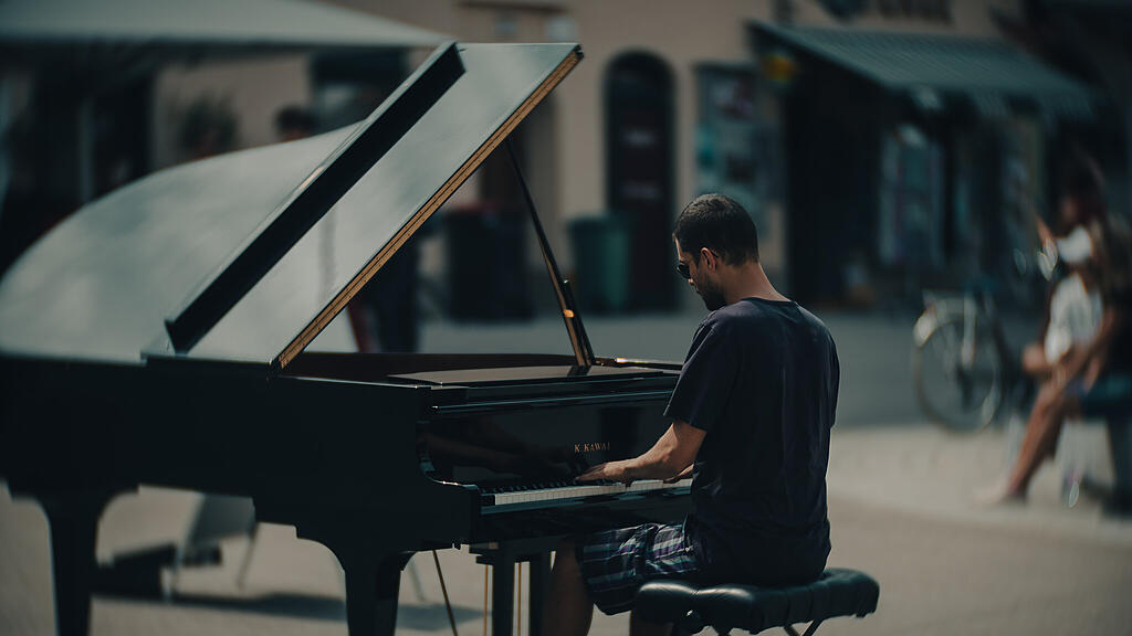 open piano salzburg