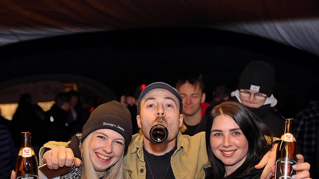 Rackl-Pass Gr\u00f6dig mit Kinderktampusse und Partystimmung