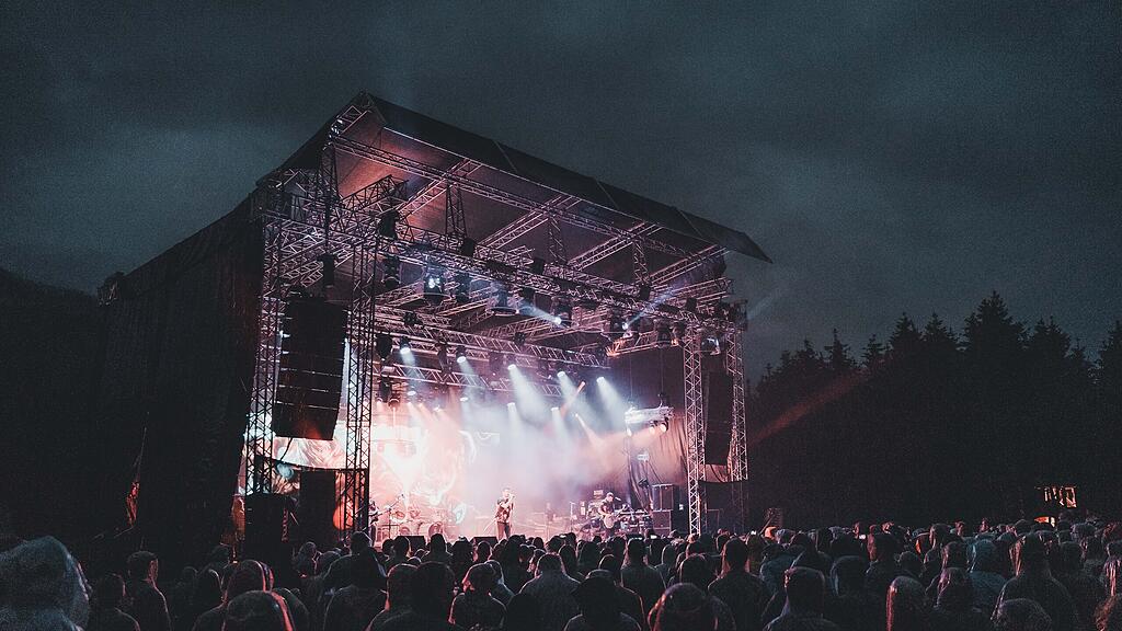 Revolverheld live am Gut Aiderbichl