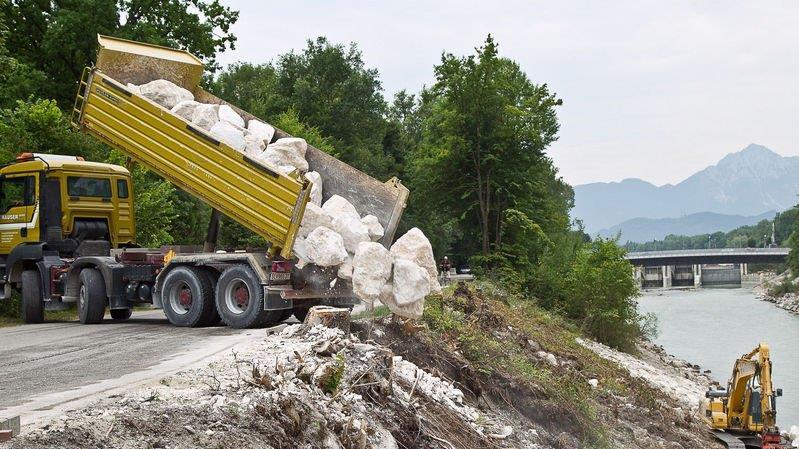 Bauarbeiten an rechter Saalachseite