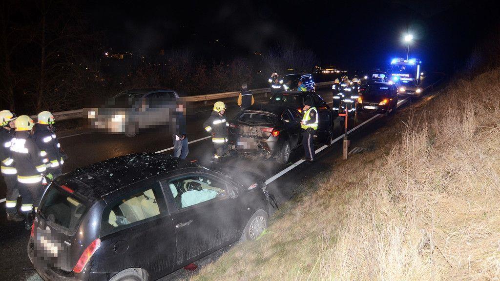 Unfall auf B311: Crash mit drei Pkw