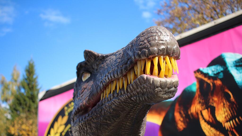 "Big King Dinosaurier of Animatronic" in Bischofshofen