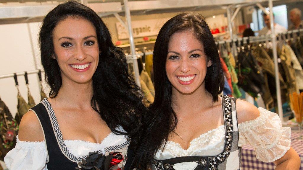 Tracht von Bachelor-Kandidatin