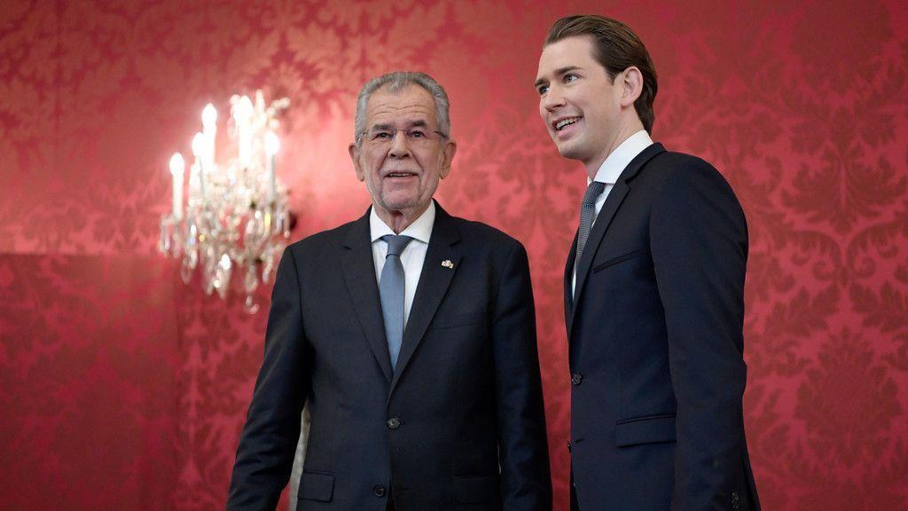 Van der Bellen beauftragt Kurz mit Regierungsbildung