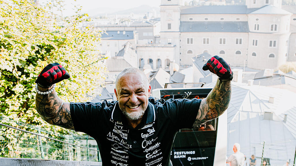 Weltrekordversuch FestungsBahn ziehen