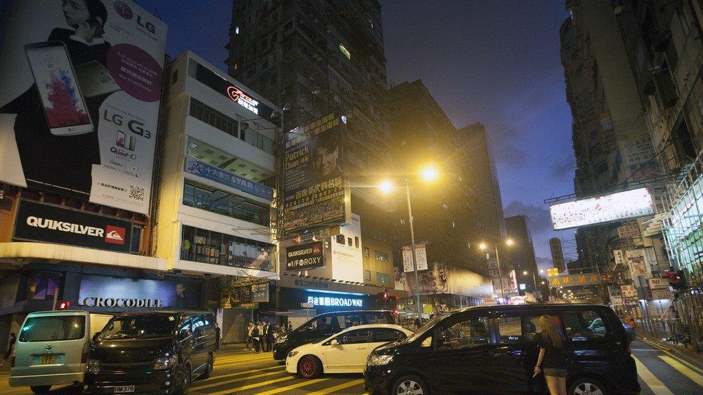 Demonstranten legen Hongkong lahm