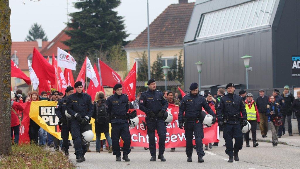Demo gegen Rechts in Braunau