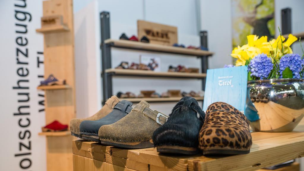 Tracht & Country I