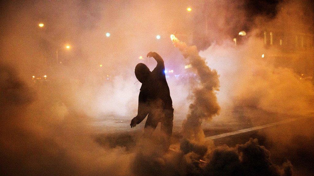 Hunderte trotzten nächtlicher Ausgangssperre in Baltimore