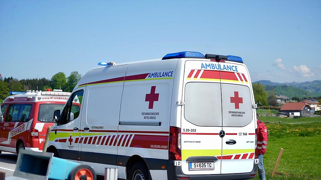 Drei Verletzte bei Pkw-Crash in Seekirchen