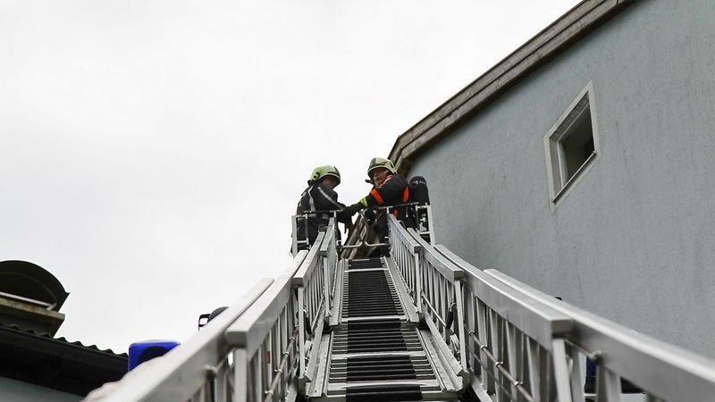 Bilder des Wohnungsbrandes