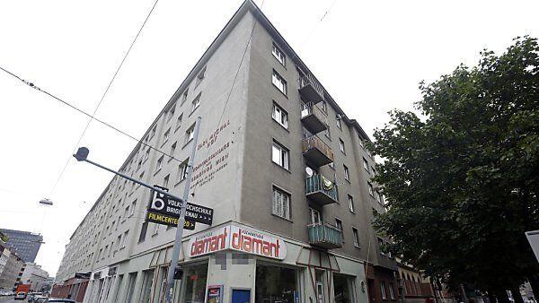 Feuer brach im dritten Stock aus
