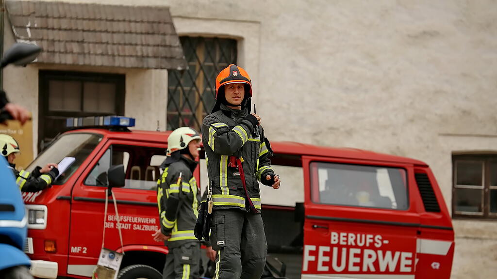 Feuerwehr-\u00dcbung auf der Festung, I