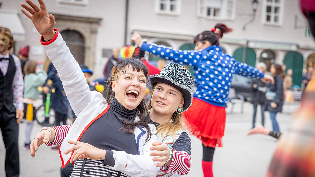 Zirkus-Walk vom Salzburger Winterfest