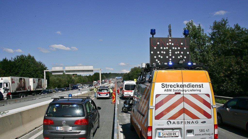 A1: Auffahrunfall sorgt für Chaos