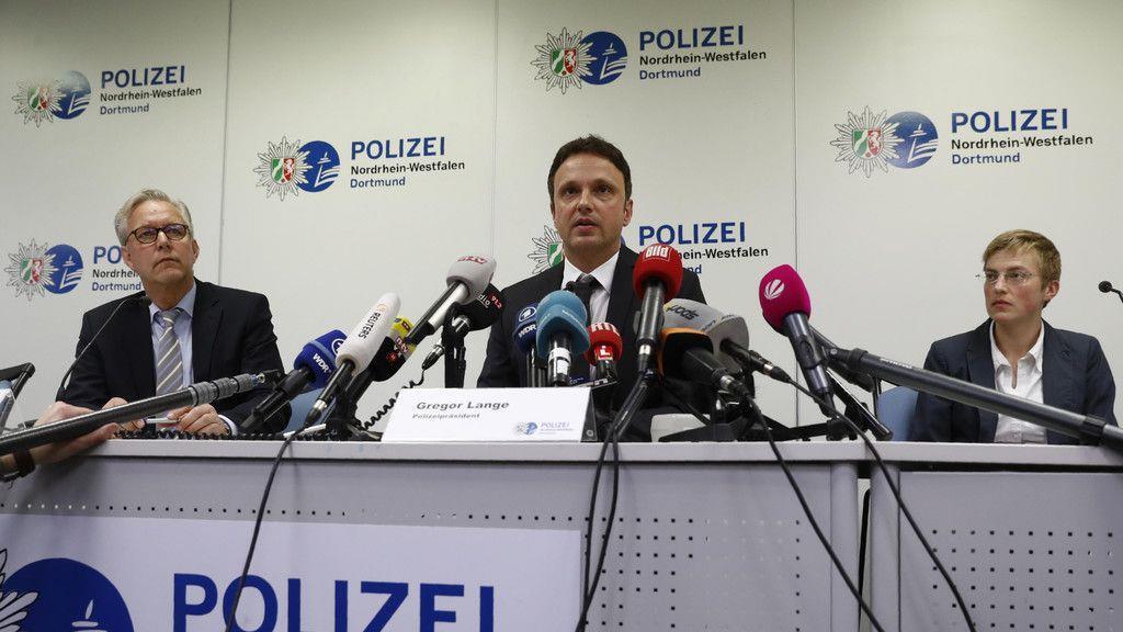 Bomben detonieren an BVB-Bus