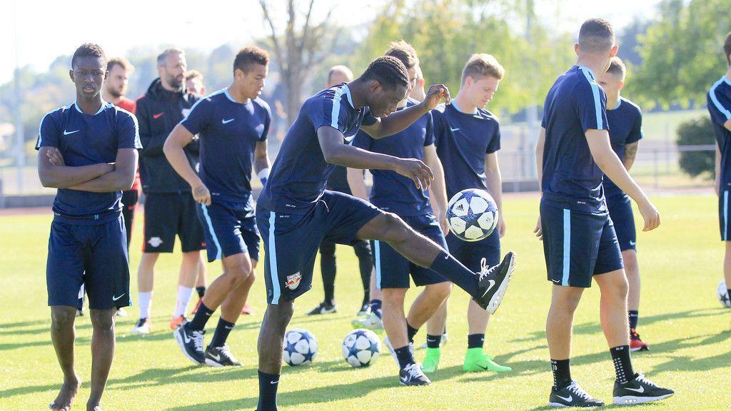 Training und Entspannung vor Youth-Legaue-Finale