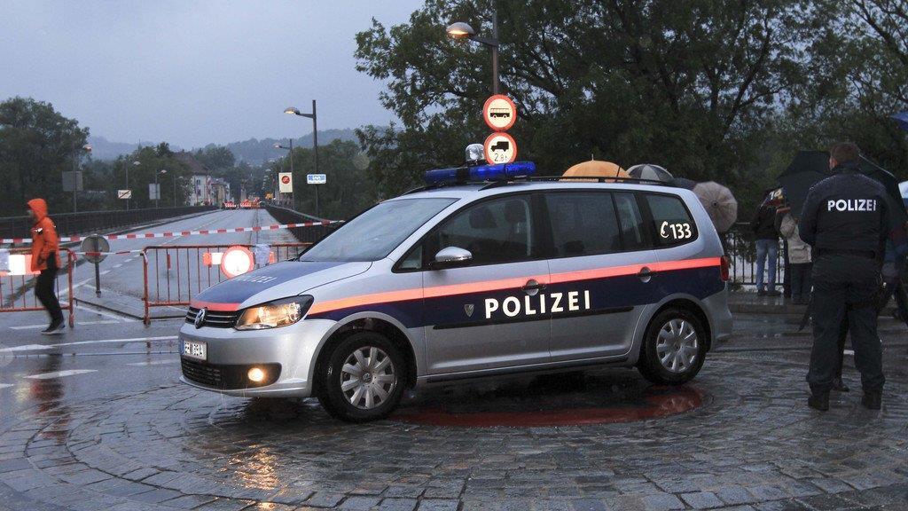 Innbrücke in Braunau gesperrt