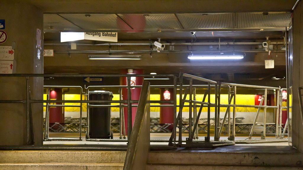 Bahnhofsgarage wird winterfest gemacht, weitere Flüchtlinge kommen an