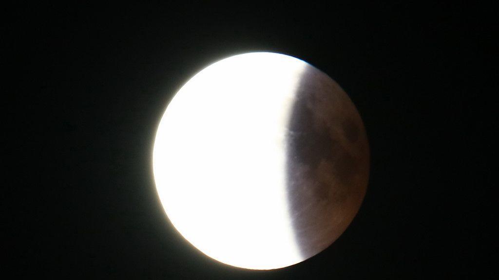 Bilder der Mondfinsternis