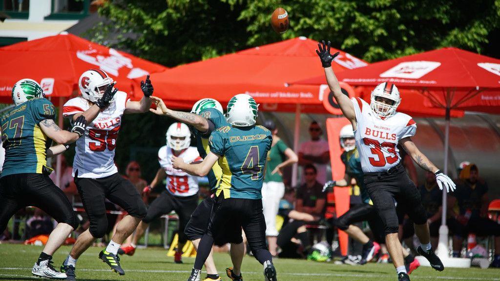 Ducks II vs. Bulls II 0:35