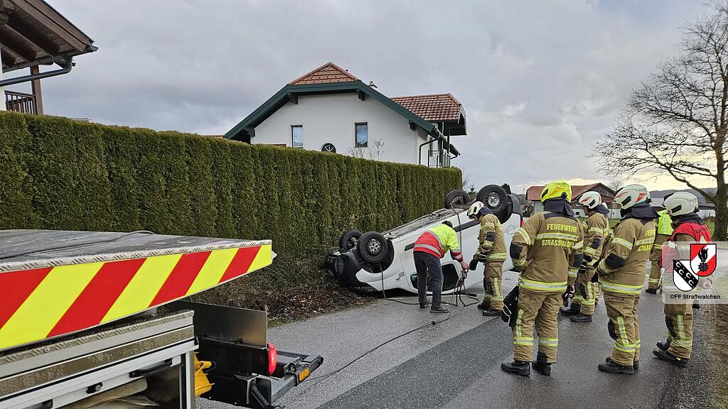 Pkw-Überschlag in Straßwalchen