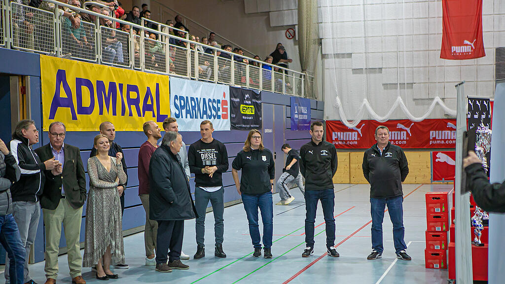 Salzburger Stier, Hallenfu\u00dfball