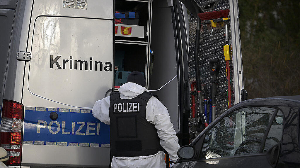 Bei der Razzia wurden insgesamt 25 Personen festgenommen