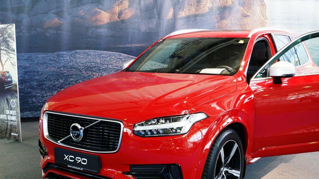 10. Auto Messe Salzburg und dritte Garten im Messzentrum