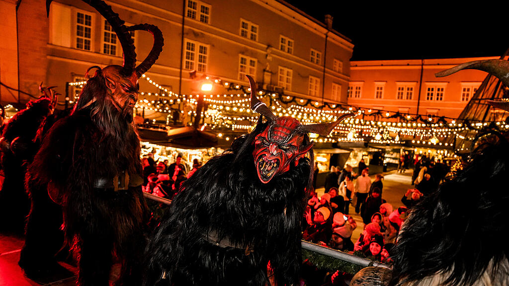 Der Krampuslauf am Christkindlmarkt