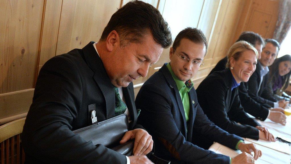 Team Stronach tagt in Salzburg
