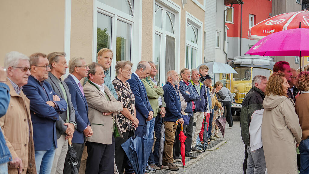 Büste von Niki Lauda enthüllt