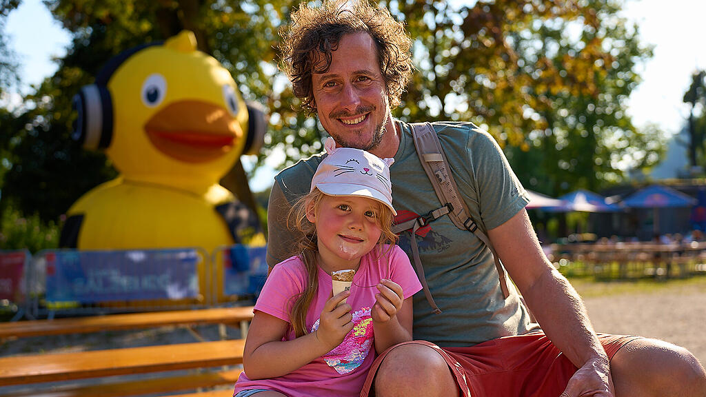 Live in Salzburg, Volksgarten
