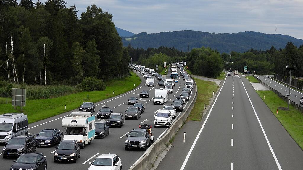 Stau Ferienbeginn Bayern und Baden-Württemberg