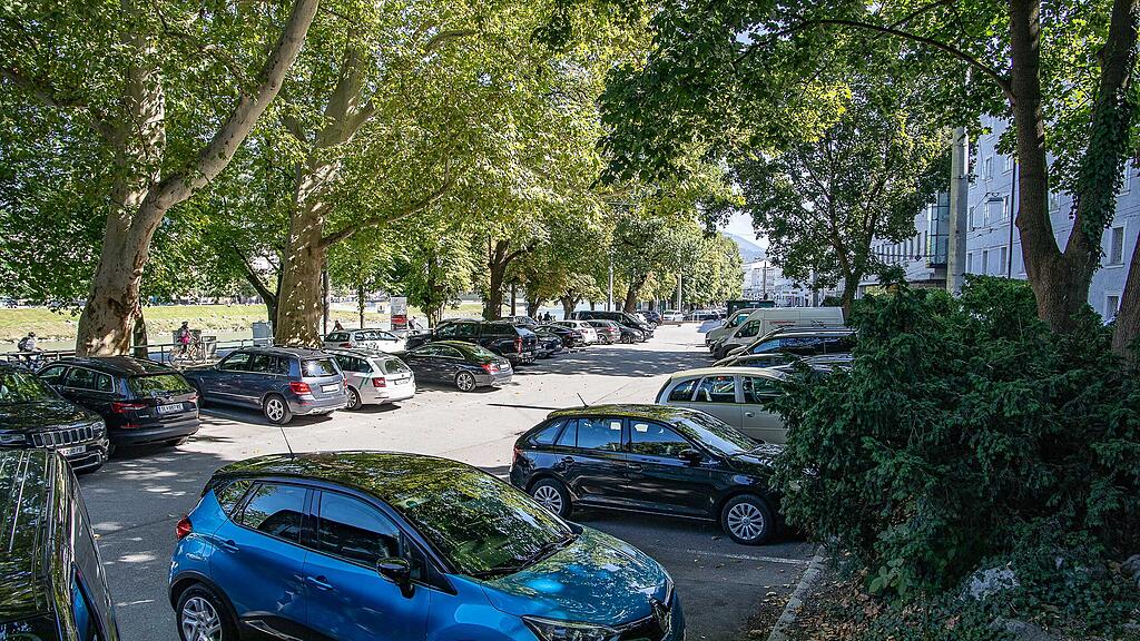 Rot Kreuz Parkplatz, Parken, Altstadt, Salzburg