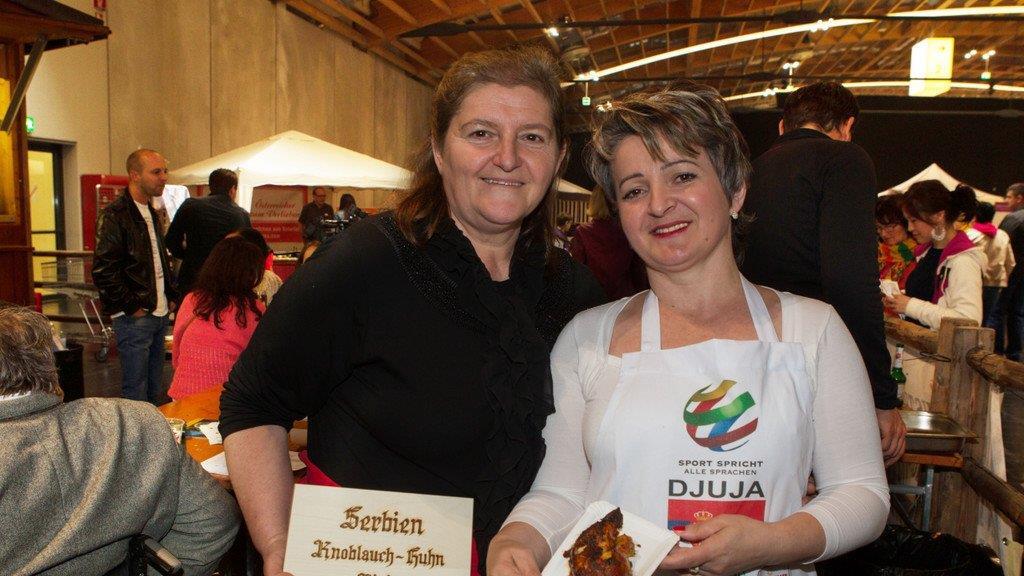 Grillhuhn-WM auf der Dult