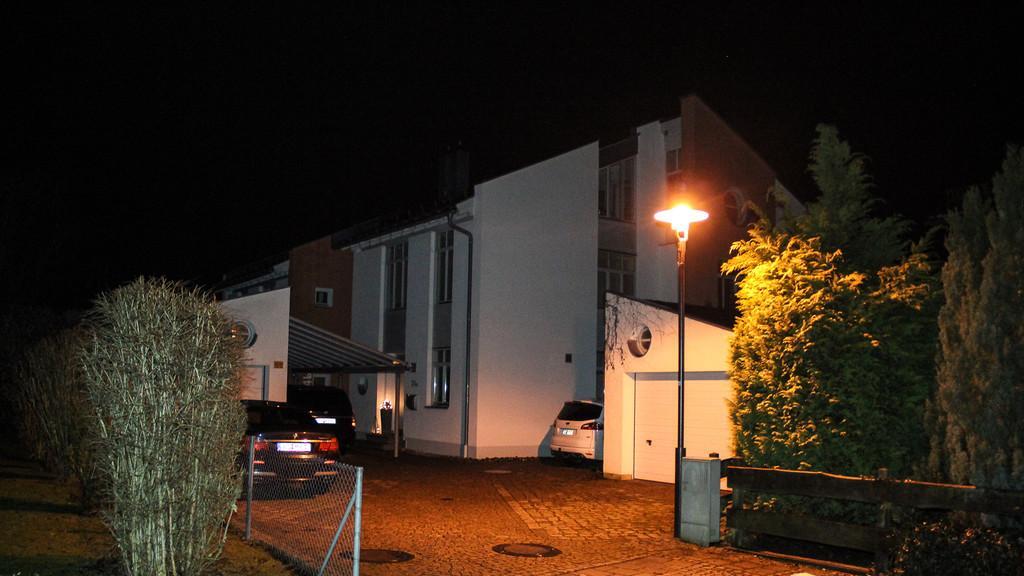Der 59-jährige Ehemann hat seine Frau erschossen und sich anschließend das Leben genommen.